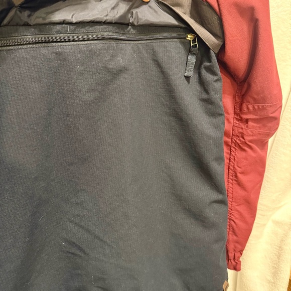 686 Parklan Anorak snowboarding jacket - Picture 11 of 13